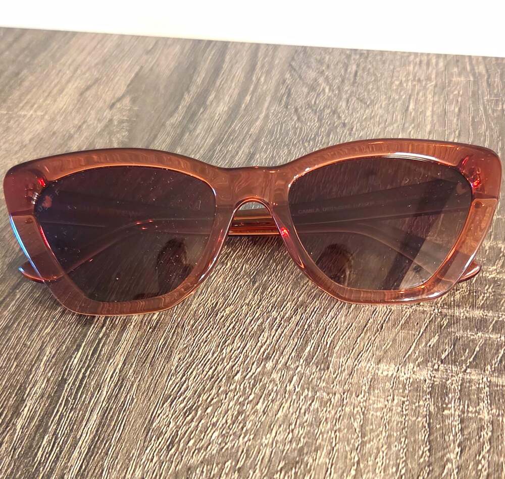 DIFF Camila Womenโs Cat Eye Sunglasses Brown